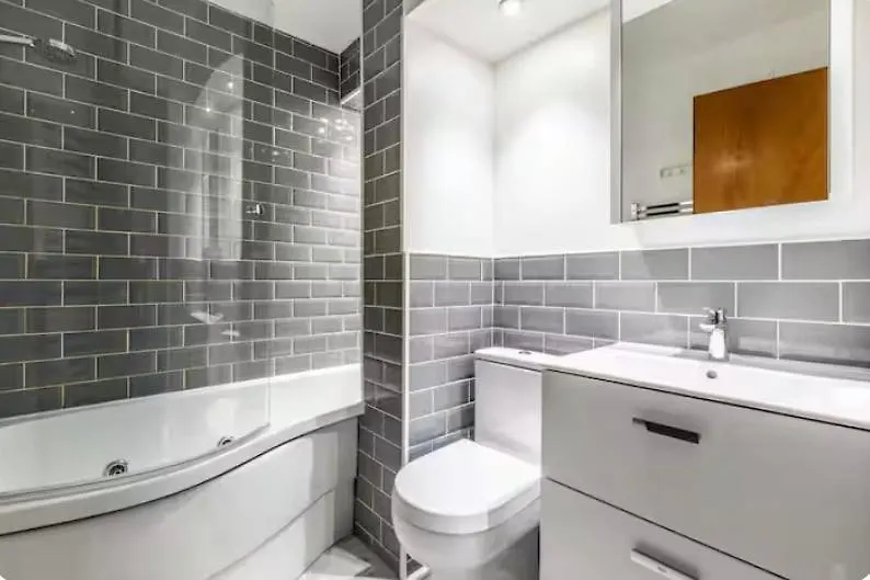 Apartment East London Waterfront 2 Bed Flat With Jacuzzi Tub United Kingdom